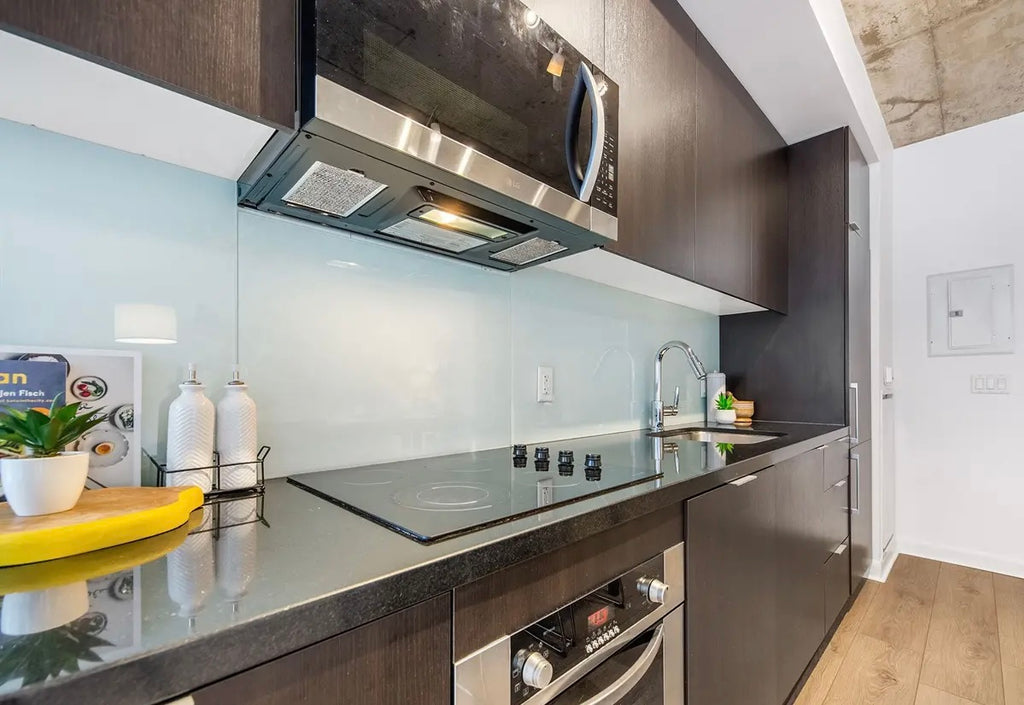 1 Bed 1 Bath Condo For Lease - Toronto, King Street