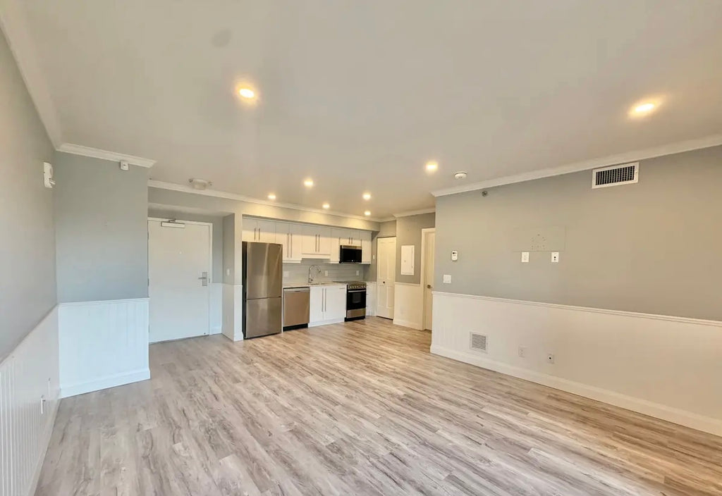 1 Bed 1 Bath Condo For Rent - Niagara Falls, Main Street