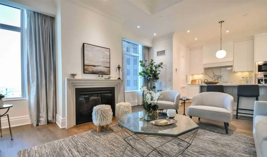 2 Bed 2 Bath Condo For Lease - Toronto, Bay Street