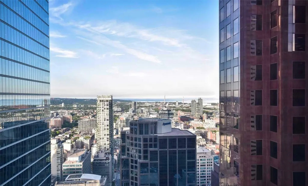 2 Bed 2 Bath Condo For Lease - Toronto, Bay Street