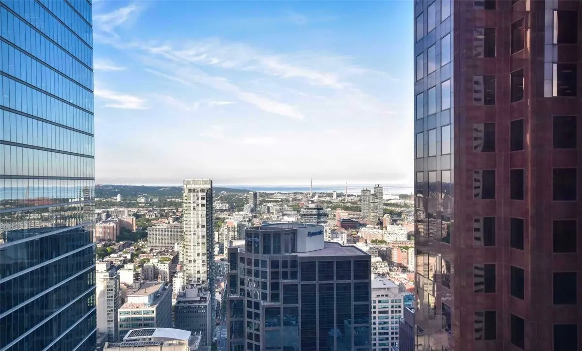2 Bed 2 Bath Condo For Lease - Toronto, Bay Street