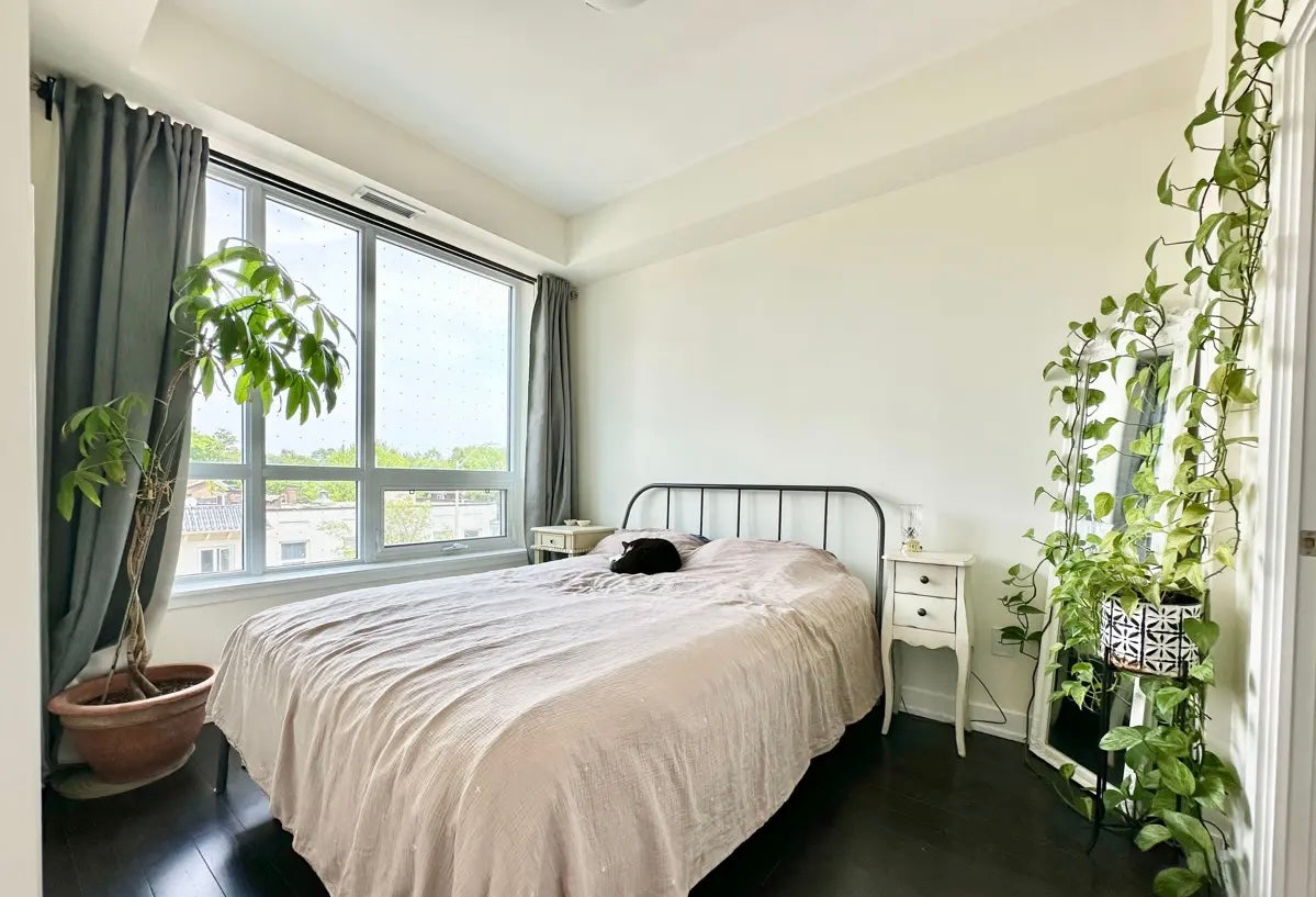 1 Bed 1 Bath - Condo For Lease - Toronto, Coxwell