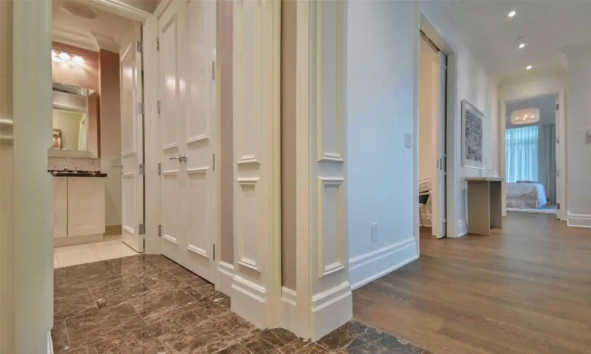 2 Bed 2 Bath Condo For Lease - Toronto, Bay Street