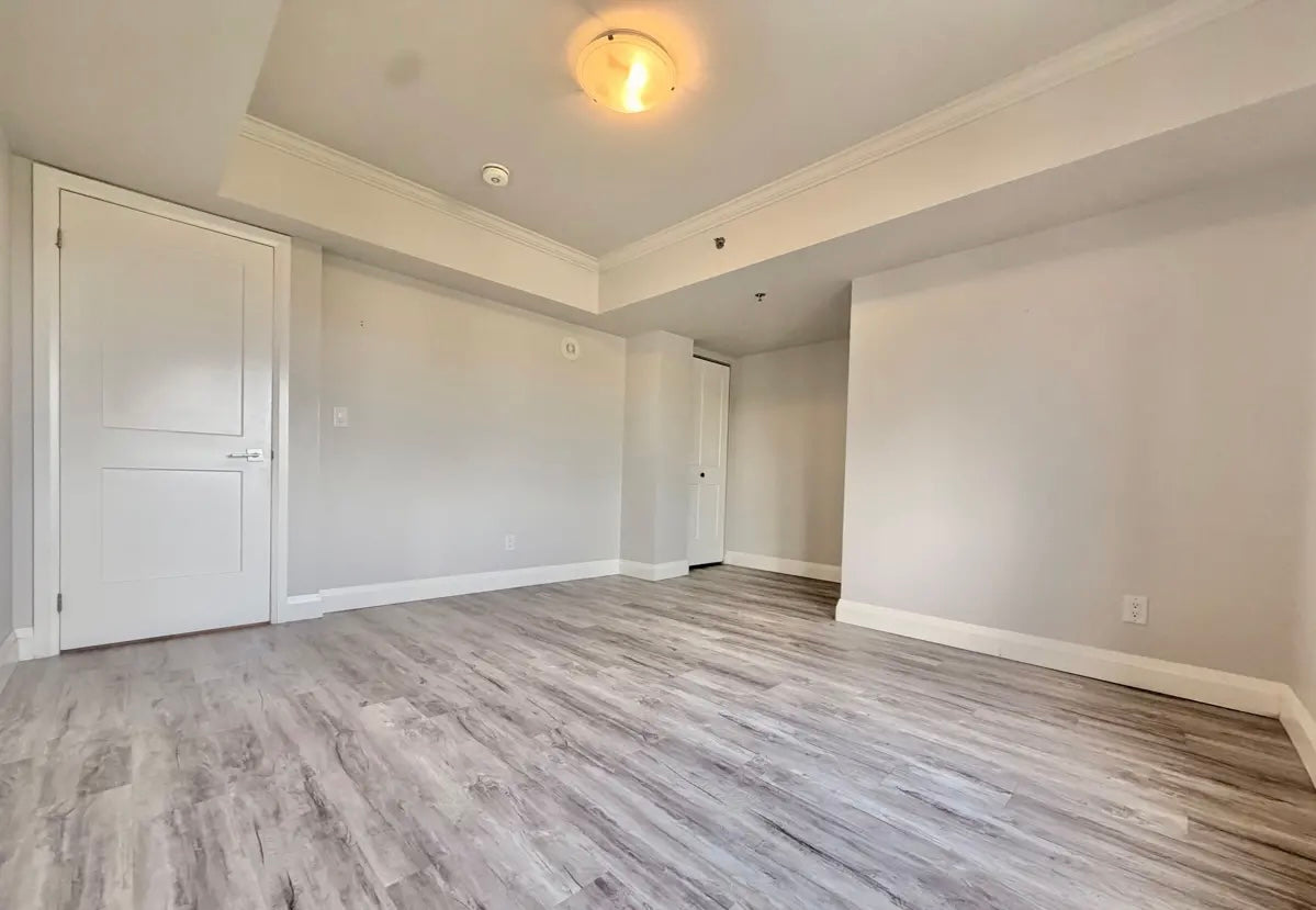 1 Bed 1 Bath Condo For Rent - Niagara Falls, Main Street