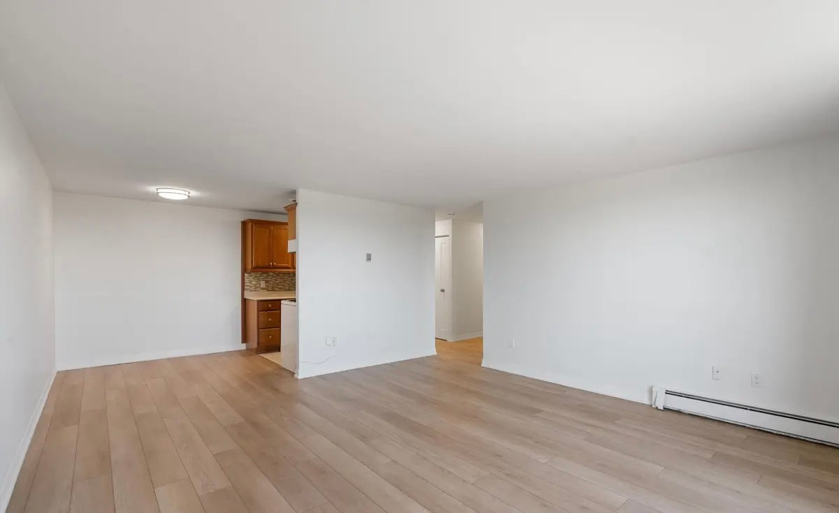 2 Bed 1 Bath Condo For Lease - St Catharines