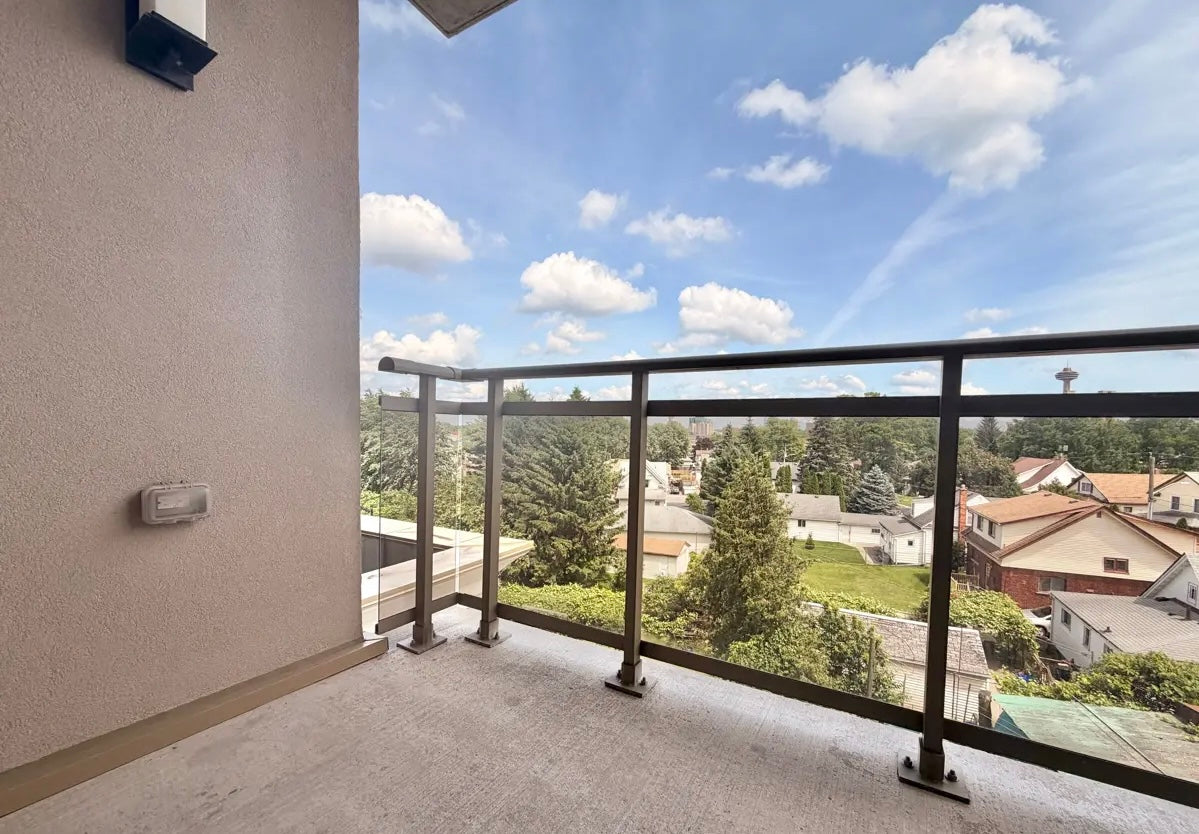 1 Bed 1 Bath Condo For Rent - Niagara Falls, Main Street