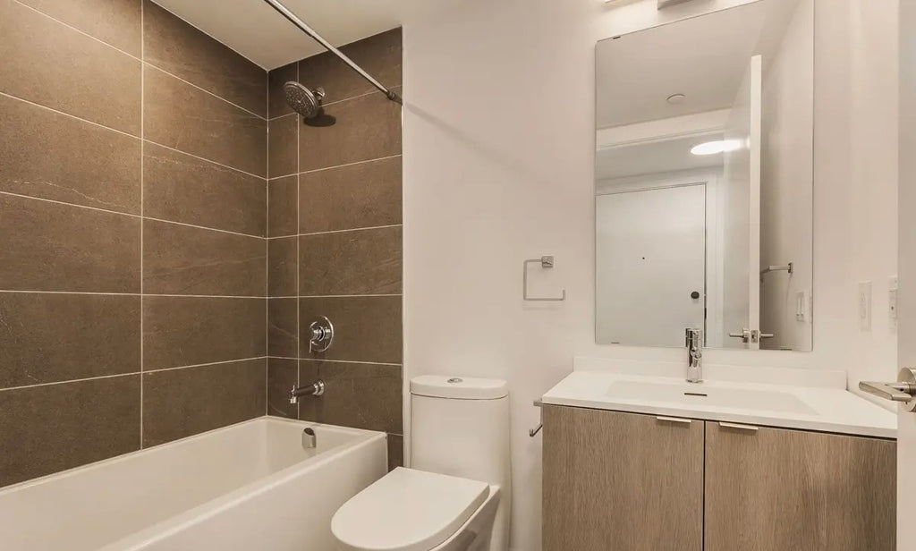 1 Bed 1 Bath Condo For Lease - Toronto, Queen Street