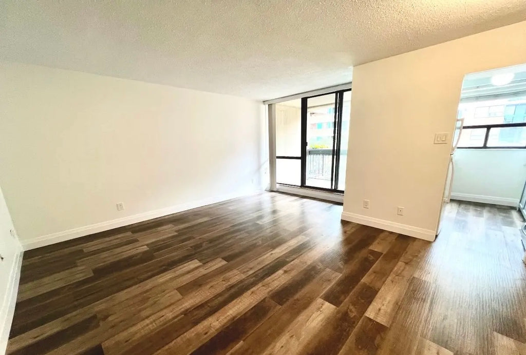 1 Bed 1 Bath Condo For Lease - Toronto, Chinatown