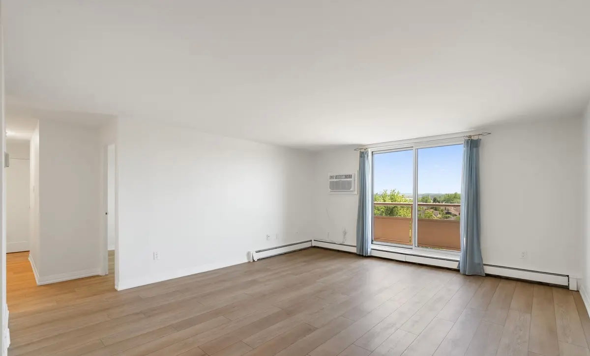 2 Bed 1 Bath Condo For Lease - St Catharines