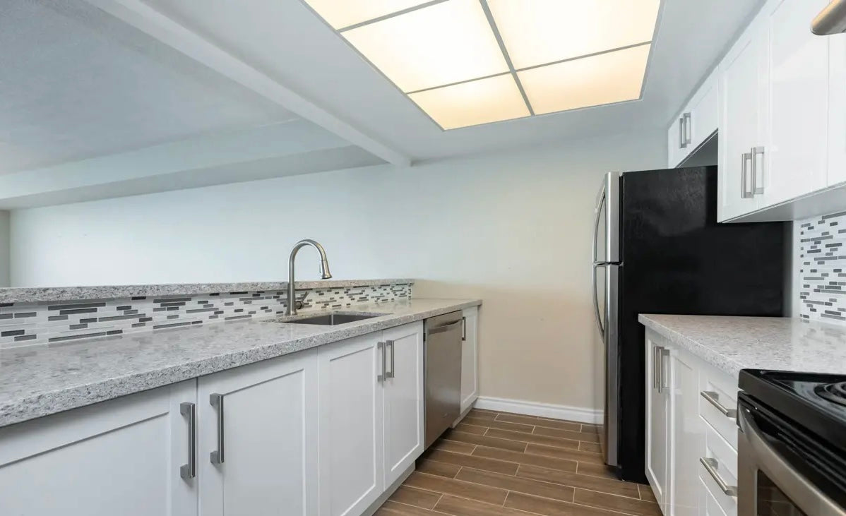1 Bedroom 1 Bath For Lease - Toronto Condo - Waterfront Communities