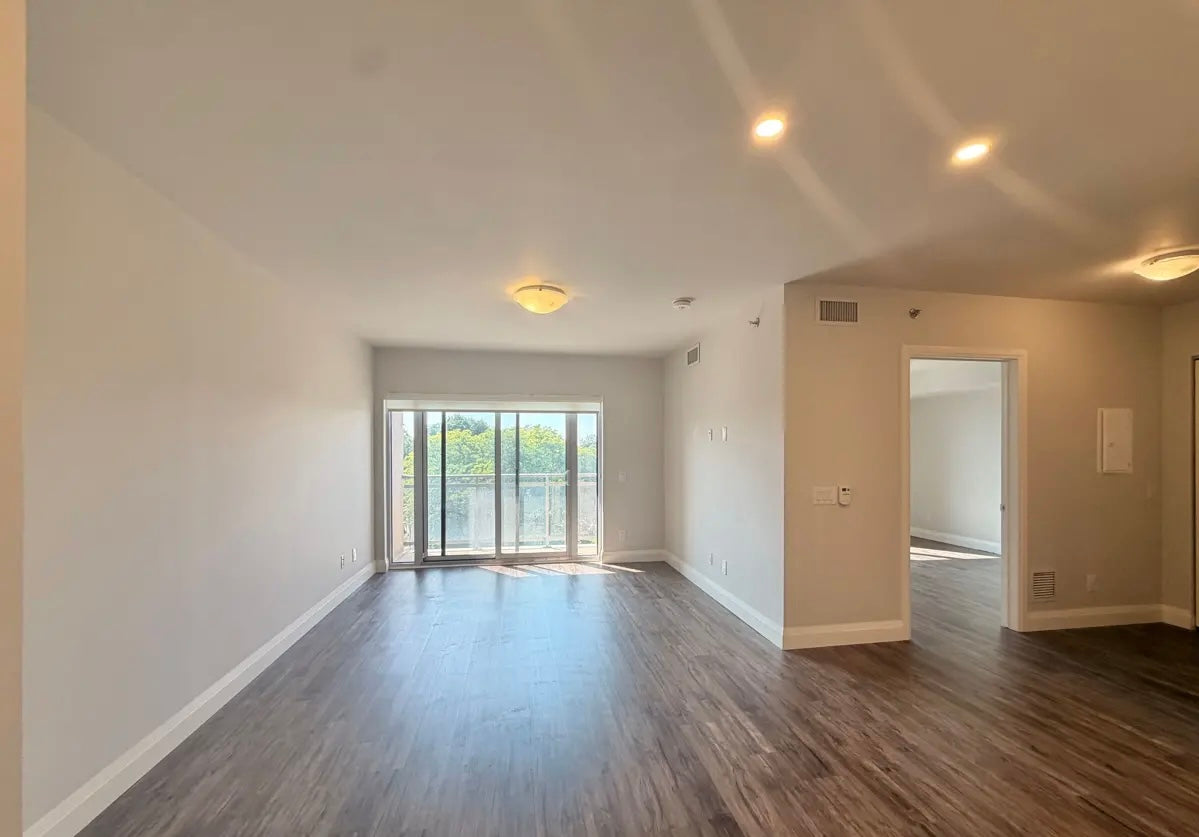 1 Bed 1 Bath Condo For Lease - Niagara Falls