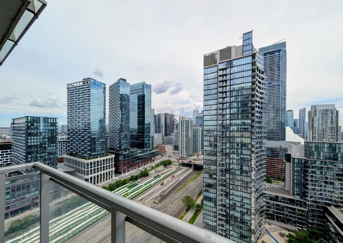 1 Bed 1 Bath Condo For Lease - Toronto, Waterfront Communities