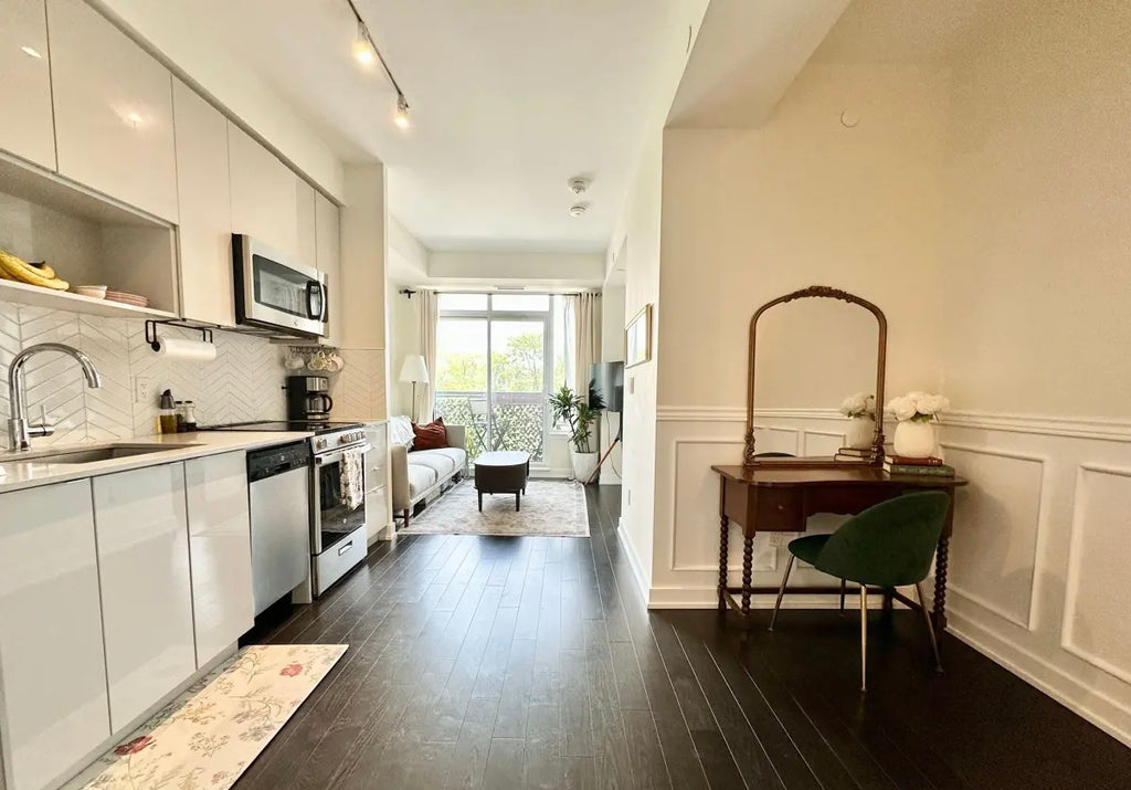 1 Bed 1 Bath - Condo For Lease - Toronto, Coxwell