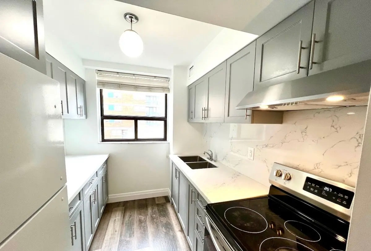 1 Bed 1 Bath Condo For Lease - Toronto, Chinatown