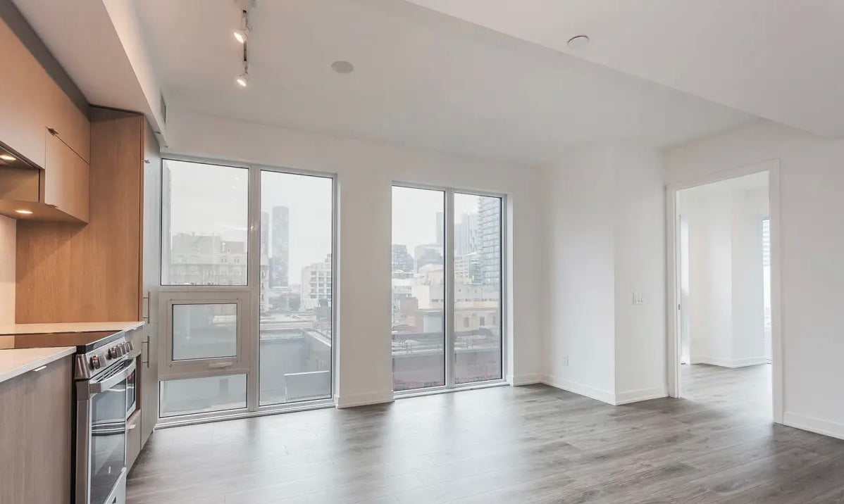 1 Bed 1 Bath Condo For Lease - Toronto, Queen Street