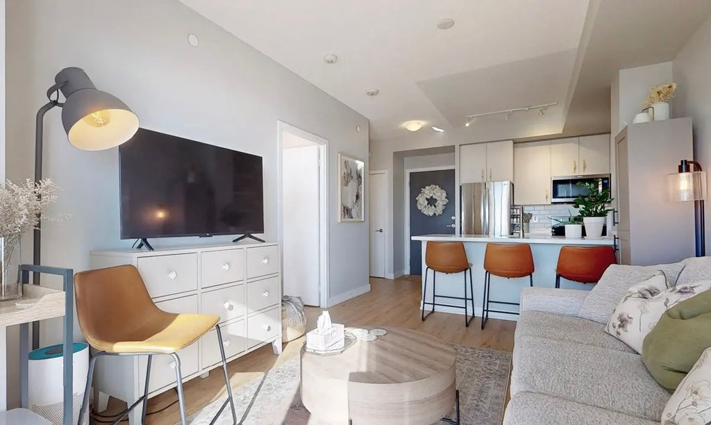 1 Bed 1 Bath Condo For Lease - Toronto, Danforth